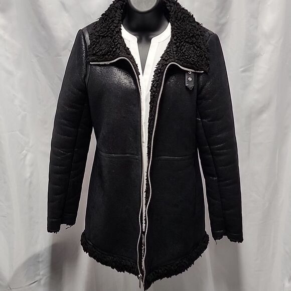 Andrew Marc New York FAUX LEATHER/FAUX Fur all black full zip - Picture 1 of 5
